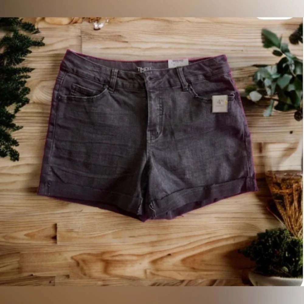 Time tru Core Short Relaxed Fit short black jeans size 8 Rayon Made in chine